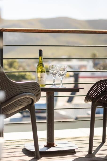 Hermanus Waterfront, Sea View Apartment With Balcony Exterior foto